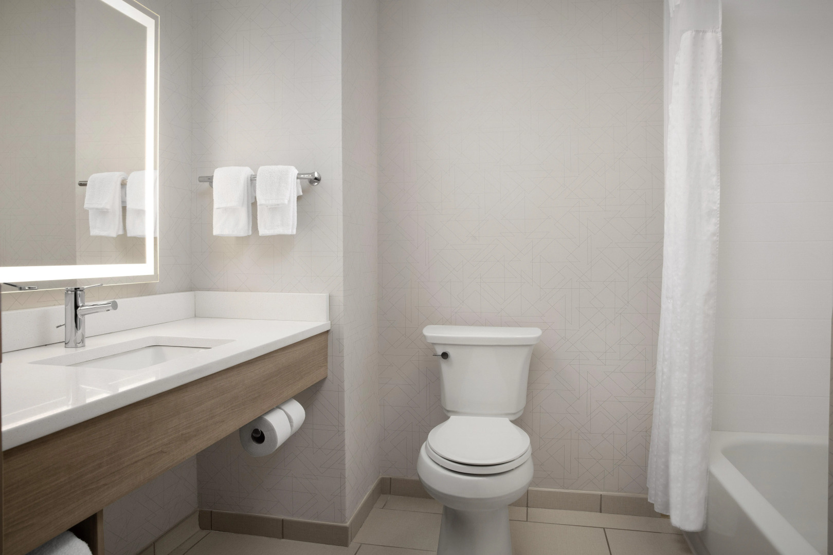 Holiday Inn Express Hotel & Suites Chambersburg by IHG