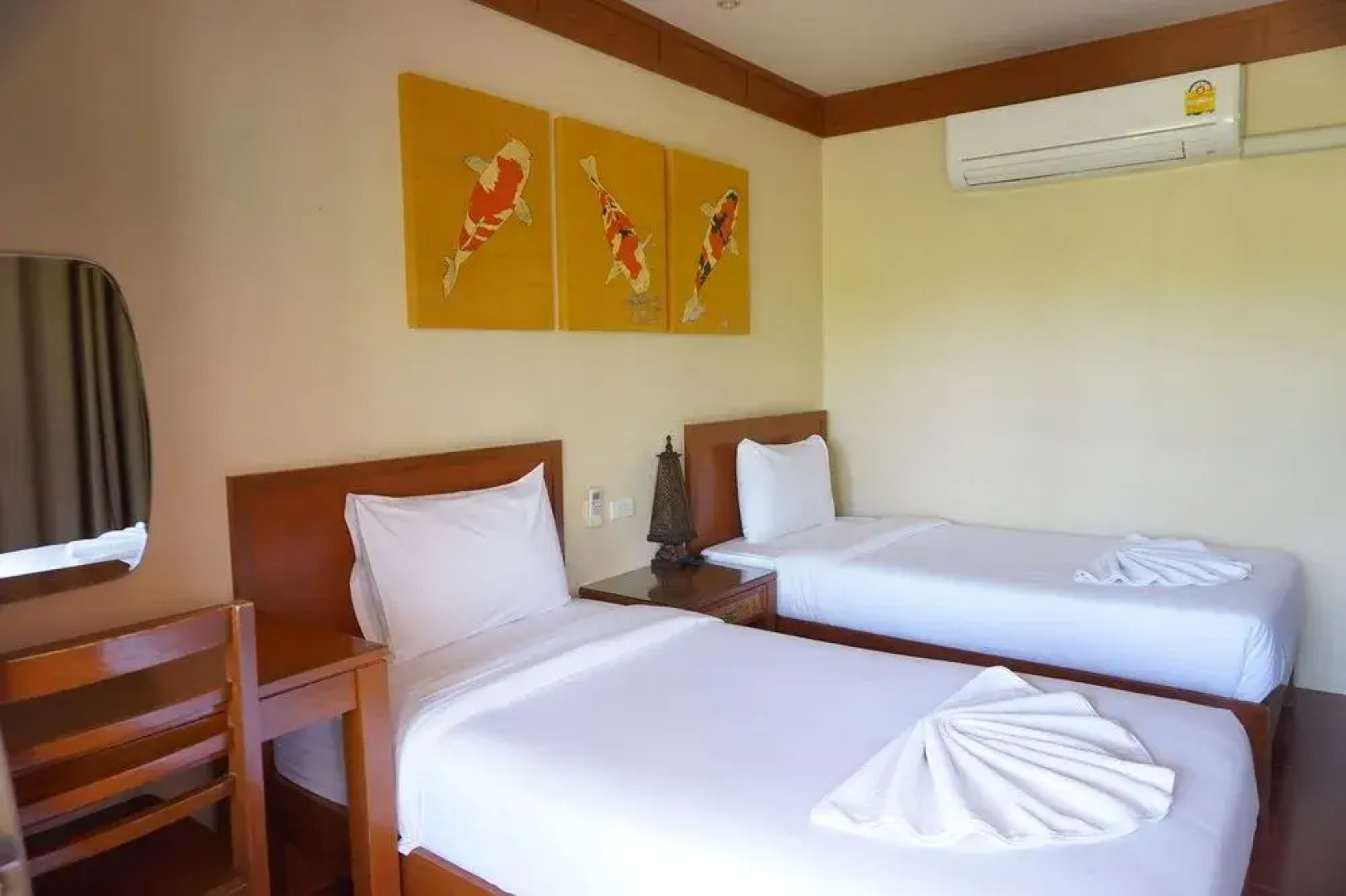 Uthai River Lake Resort