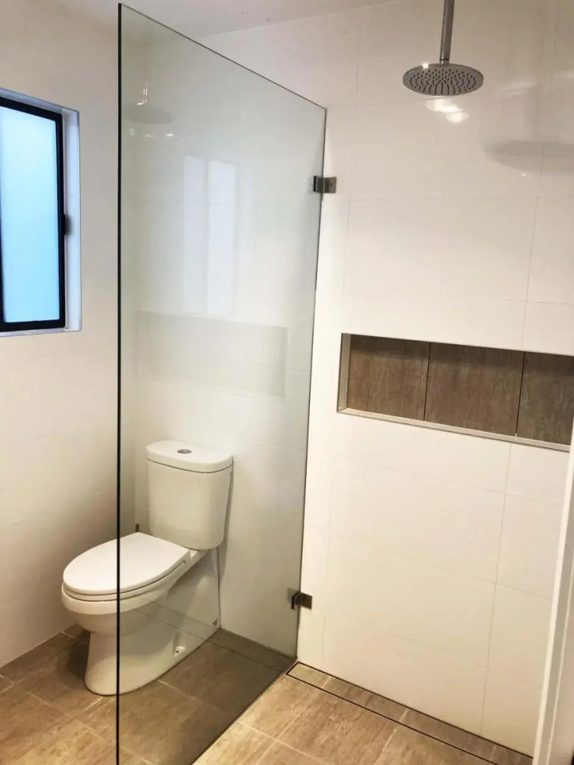 Lakin Lodge at Bateau Bay Beach