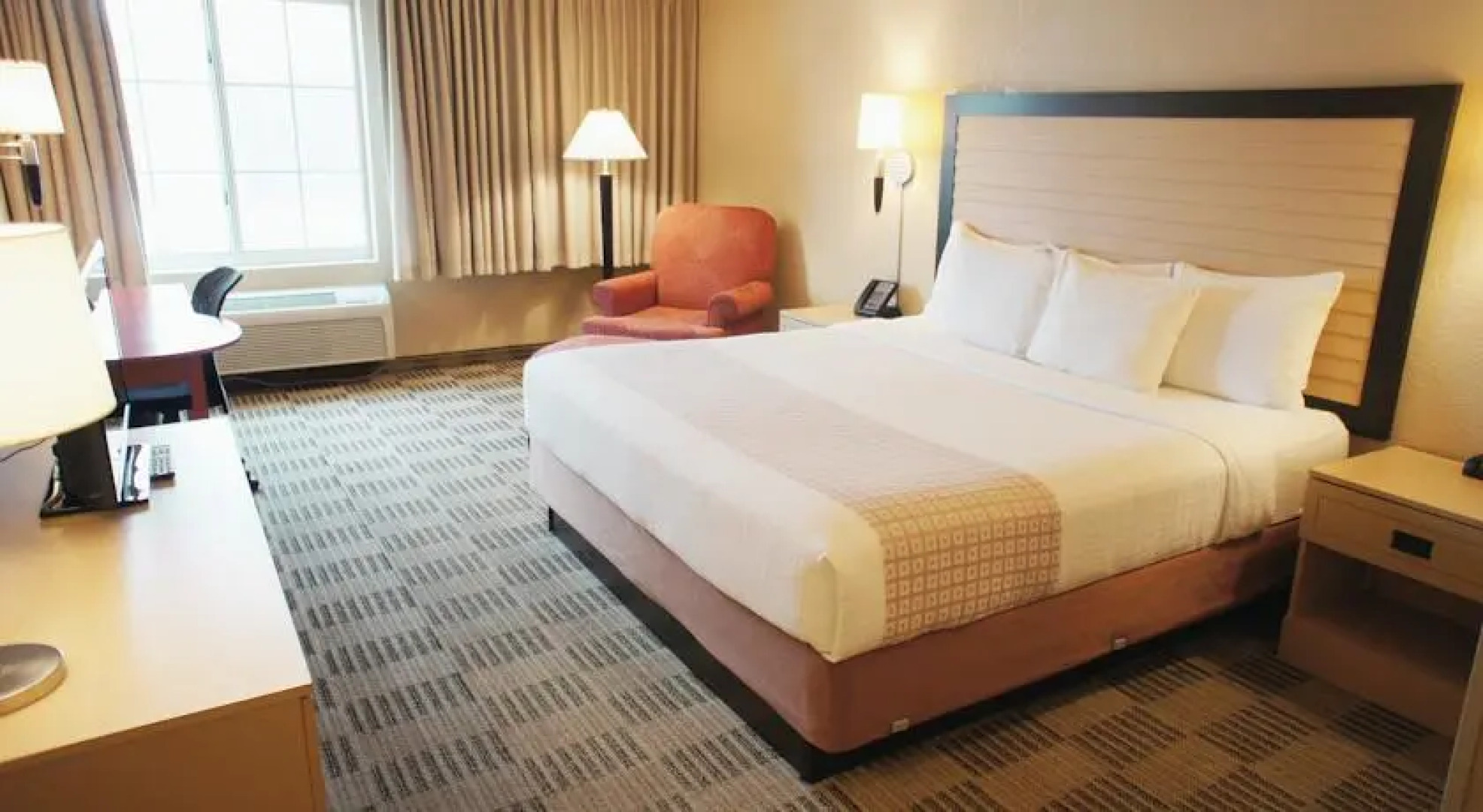 La Quinta Inn & Suites Elmsford