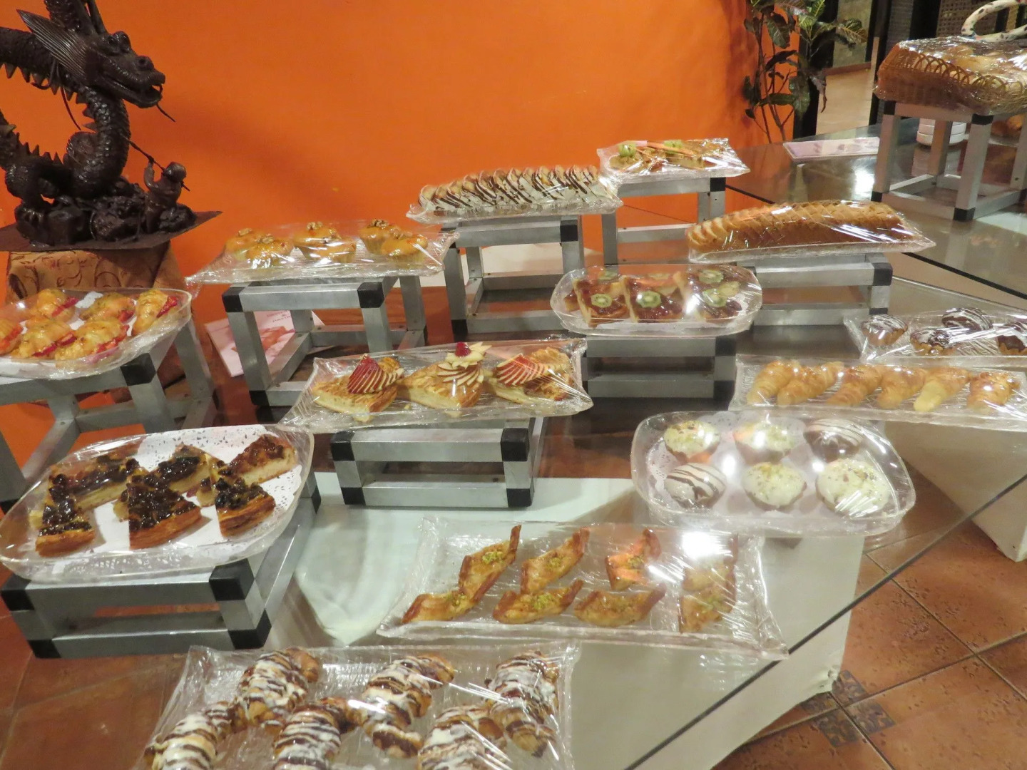 Africana Hotel & Spa