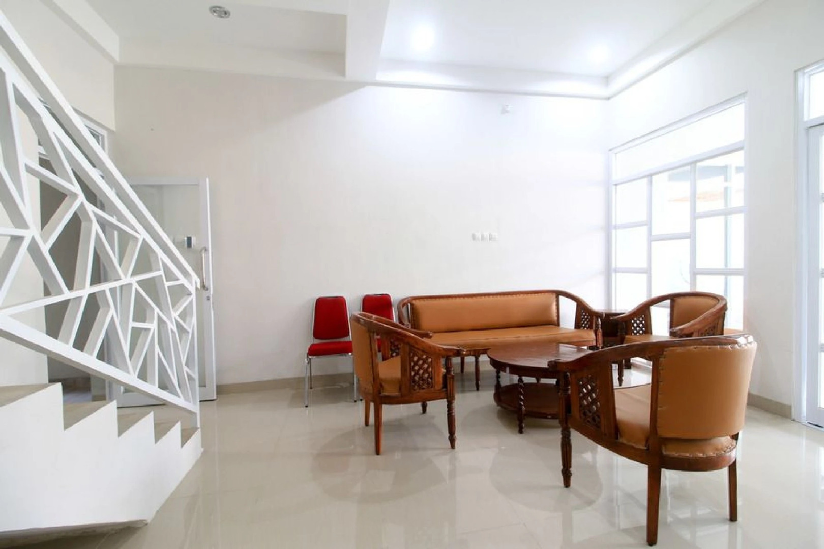 RedDoorz near Klaten Train Station