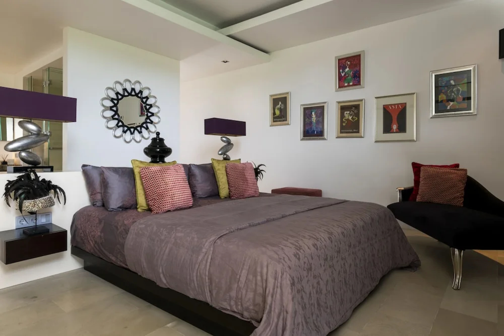 SuperNova Private Boutique Retreat Villa