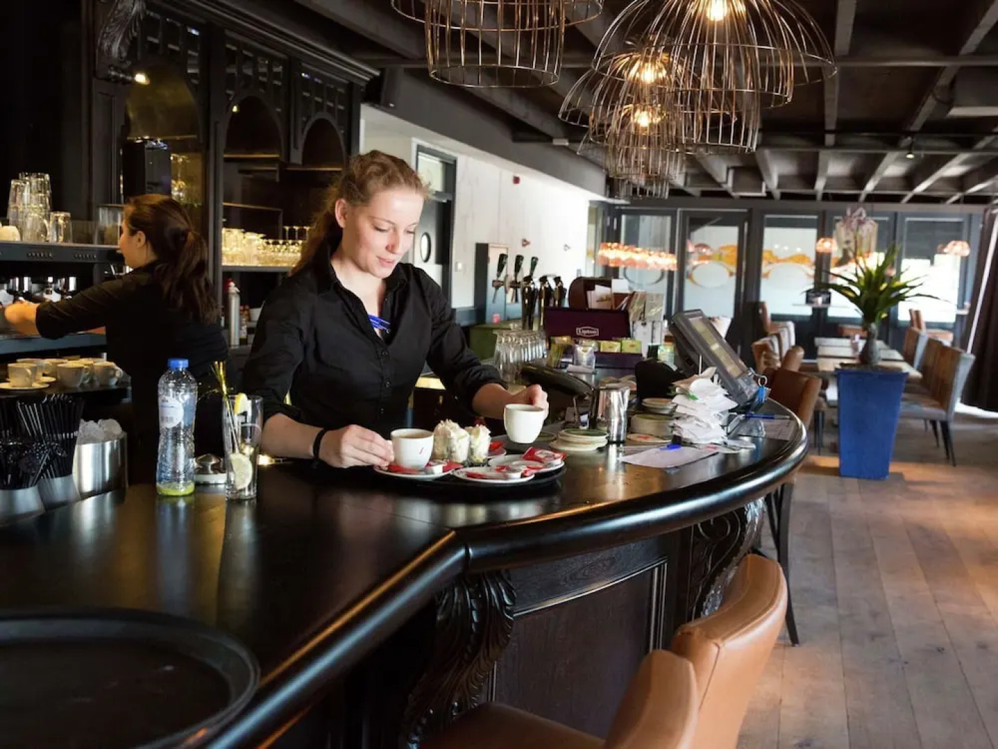 Light Bungalow With Dishwasher, Near Maastricht
