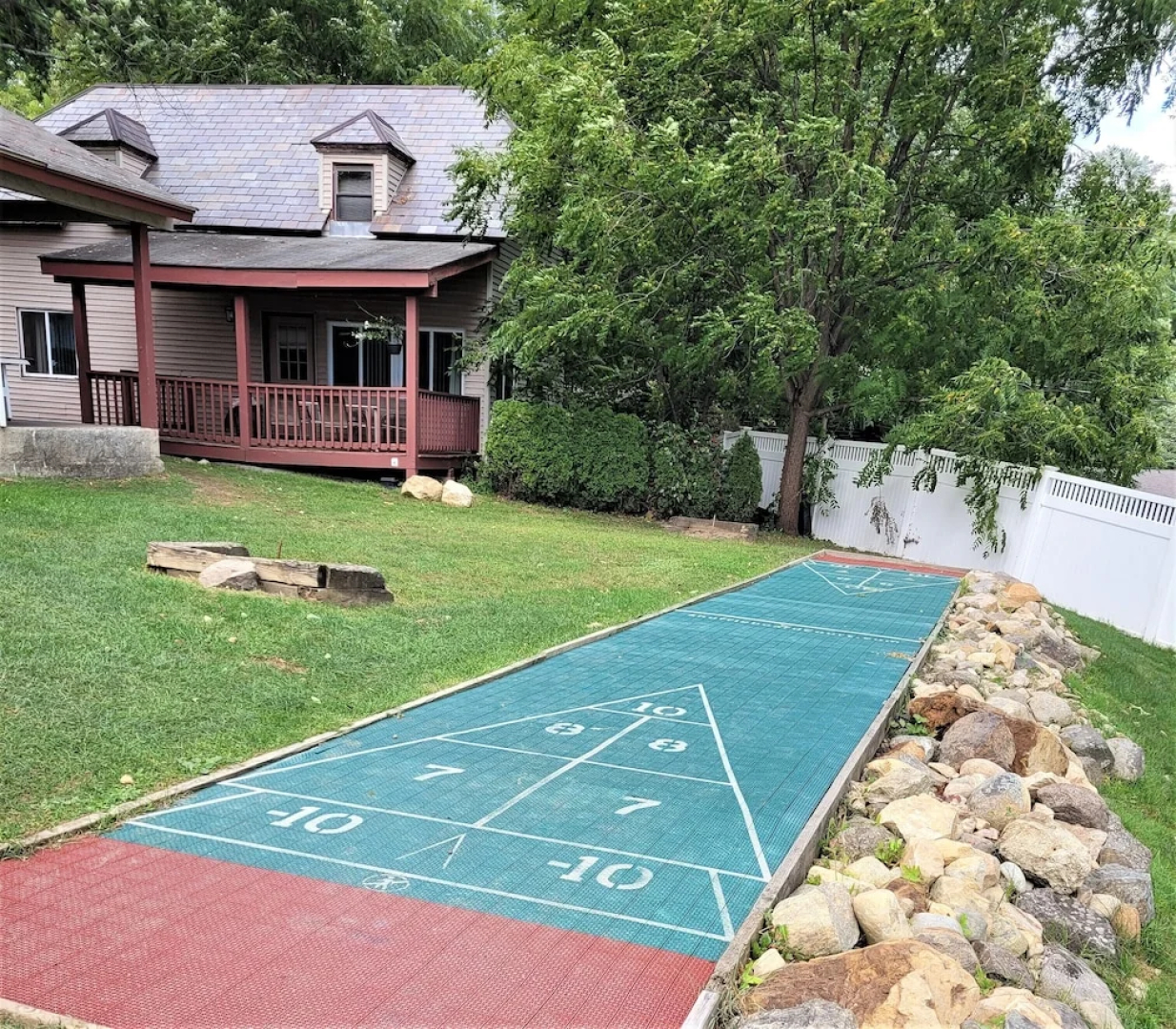 Boulder's Resort
