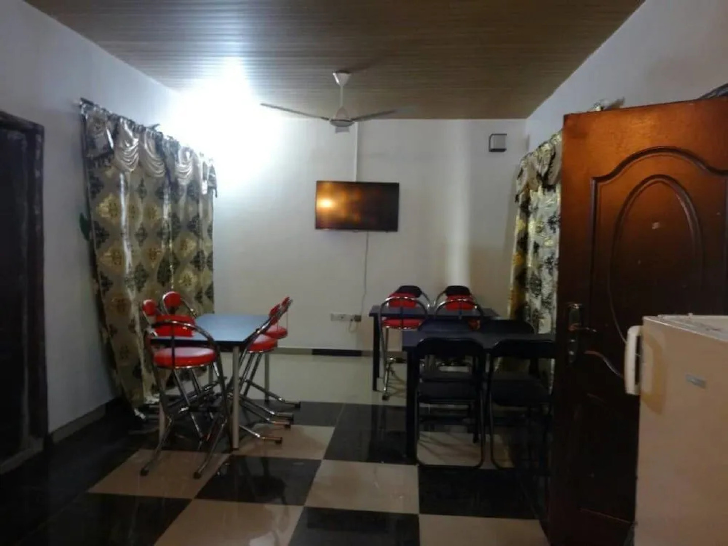 Nordik Palace Bed & Breakfast