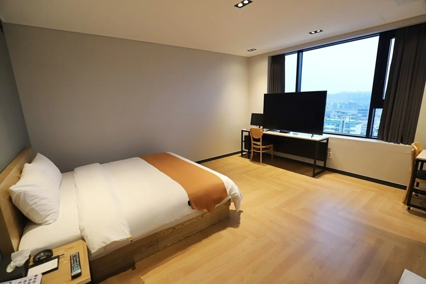 Dongducheon Hotel The Gray