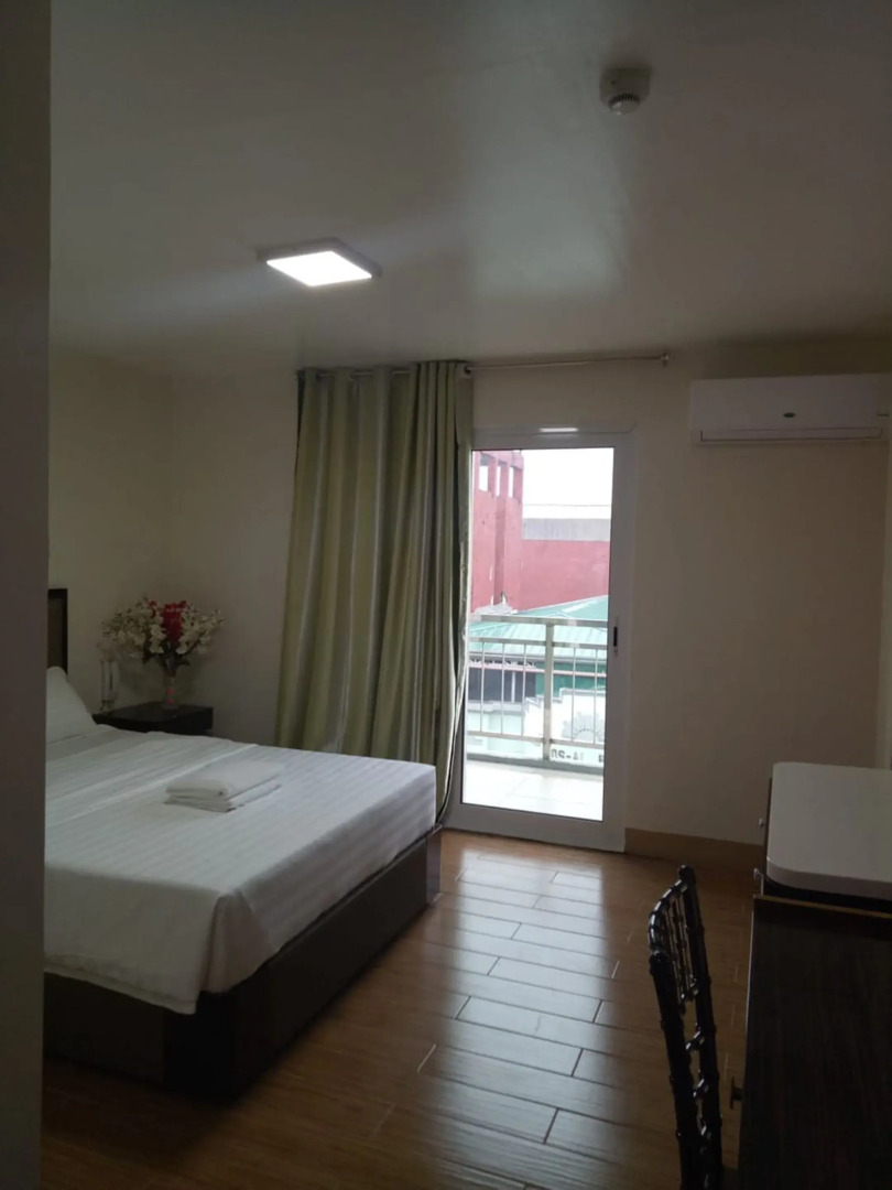 Meaco Royal Hotel - Batangas City