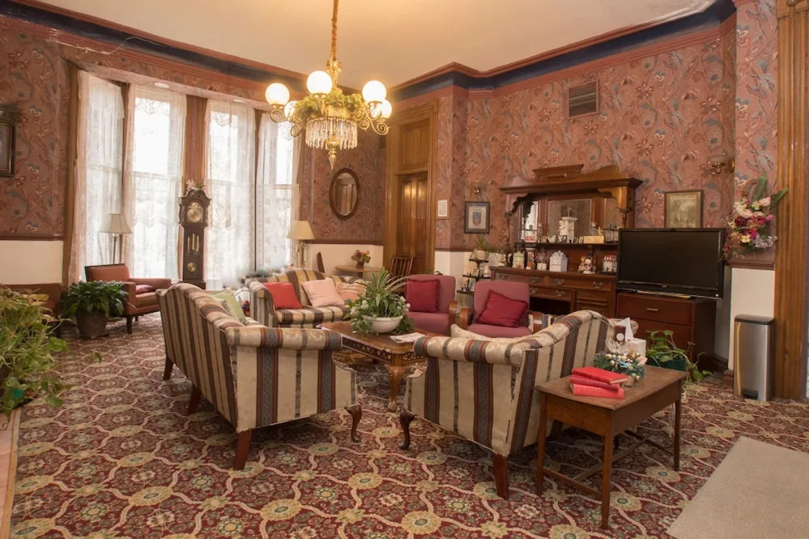 Biltmore Suites Hotel