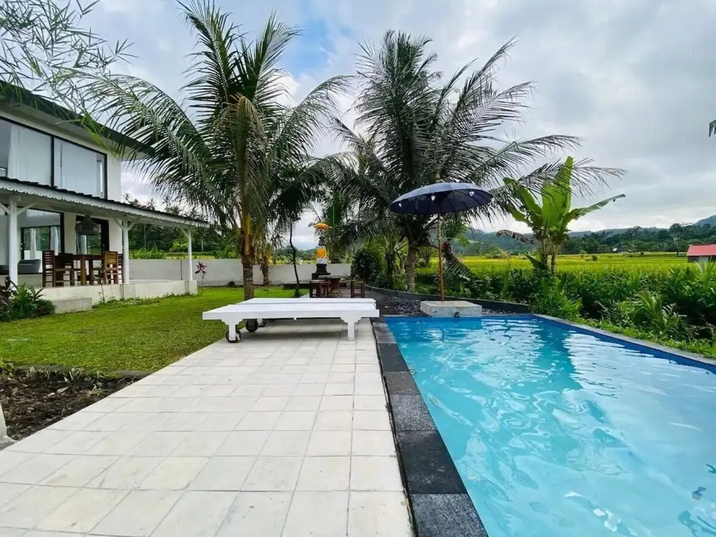 Natural View Sidemen Villa & Cottages