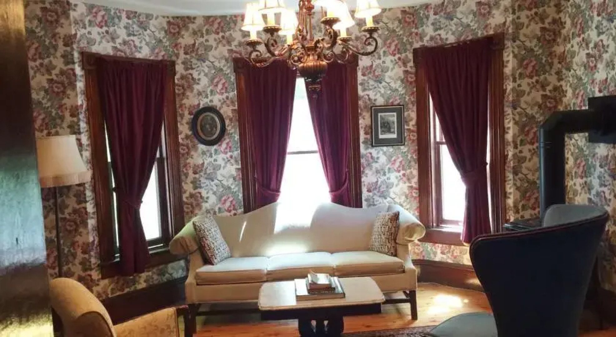 Betsys Bed & Breakfast