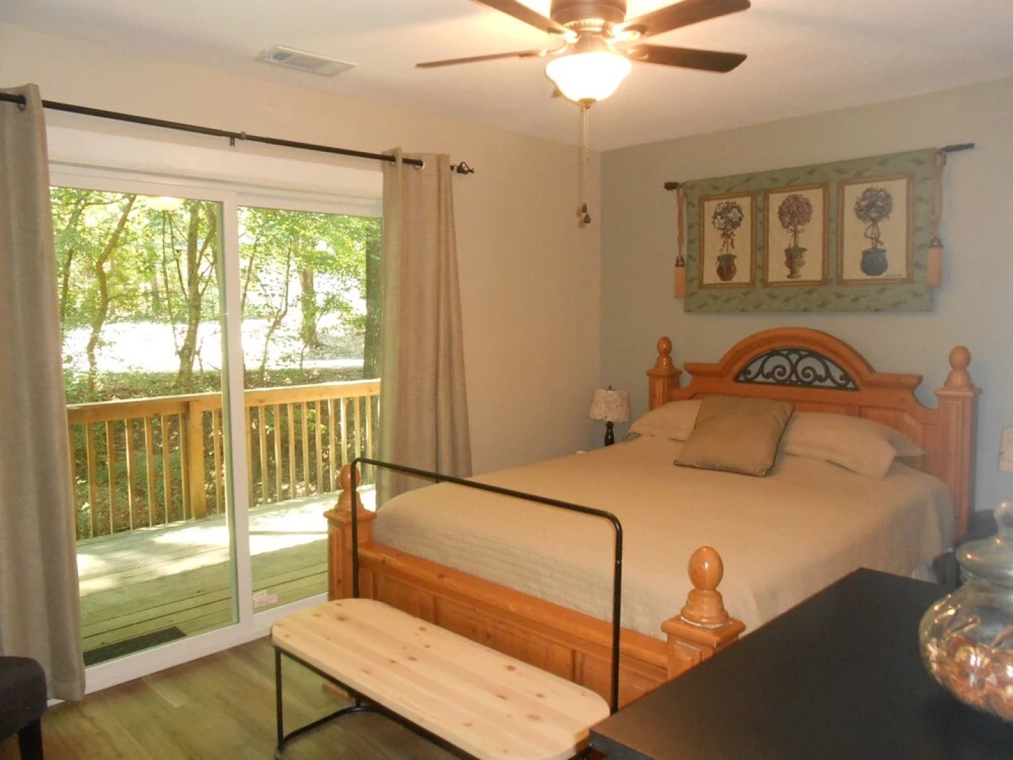 Santona Townhouse Unit 401 2 Bedrooms 1.5 Bathroom Townhouse