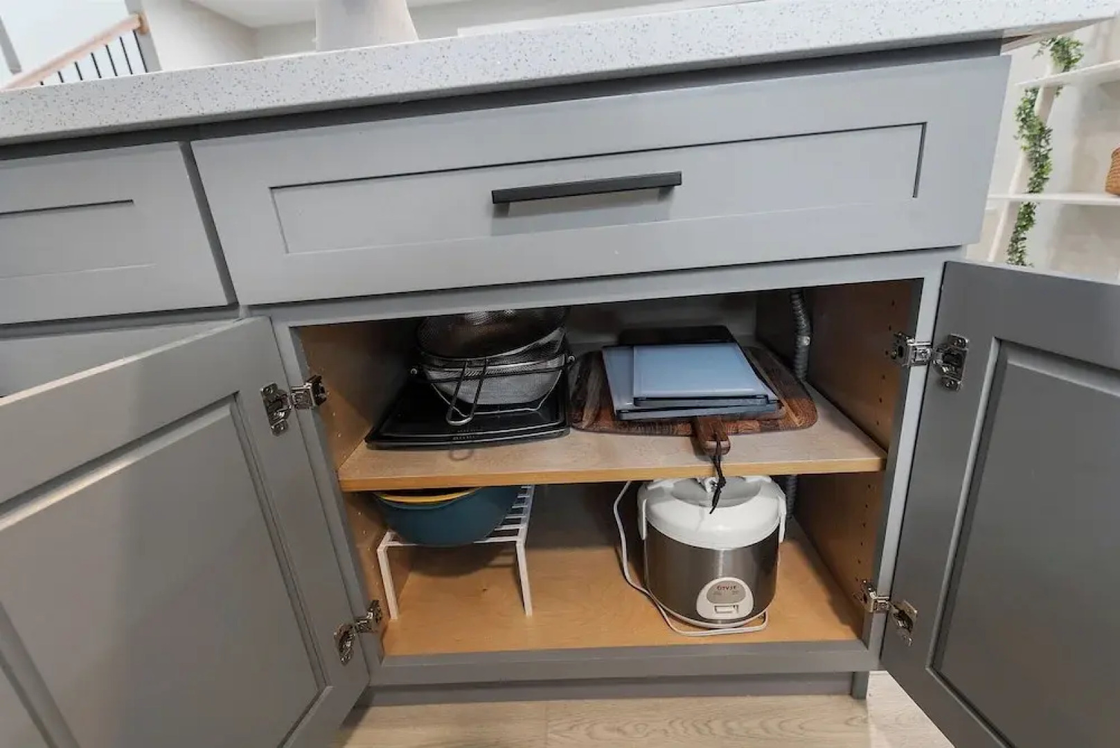 Joyful Kirkland Home, Near Beach, Hot Tub & AC