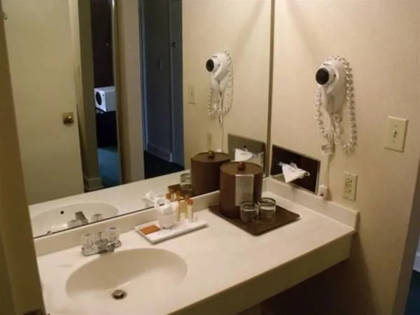 The Inn at Houndslake