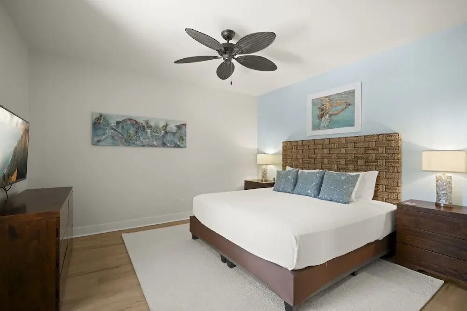 Pili Mai 5d 3 Bedroom Condo by RedAwning