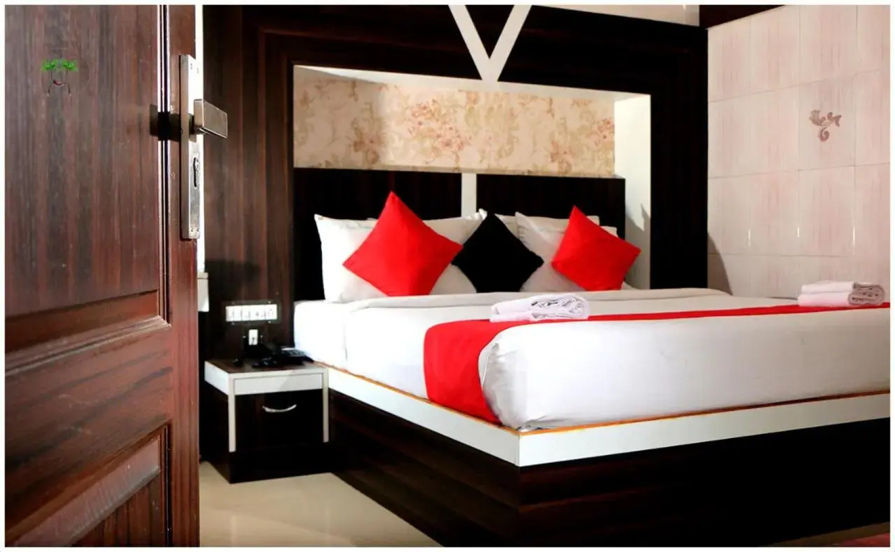 Red Carpet Residence