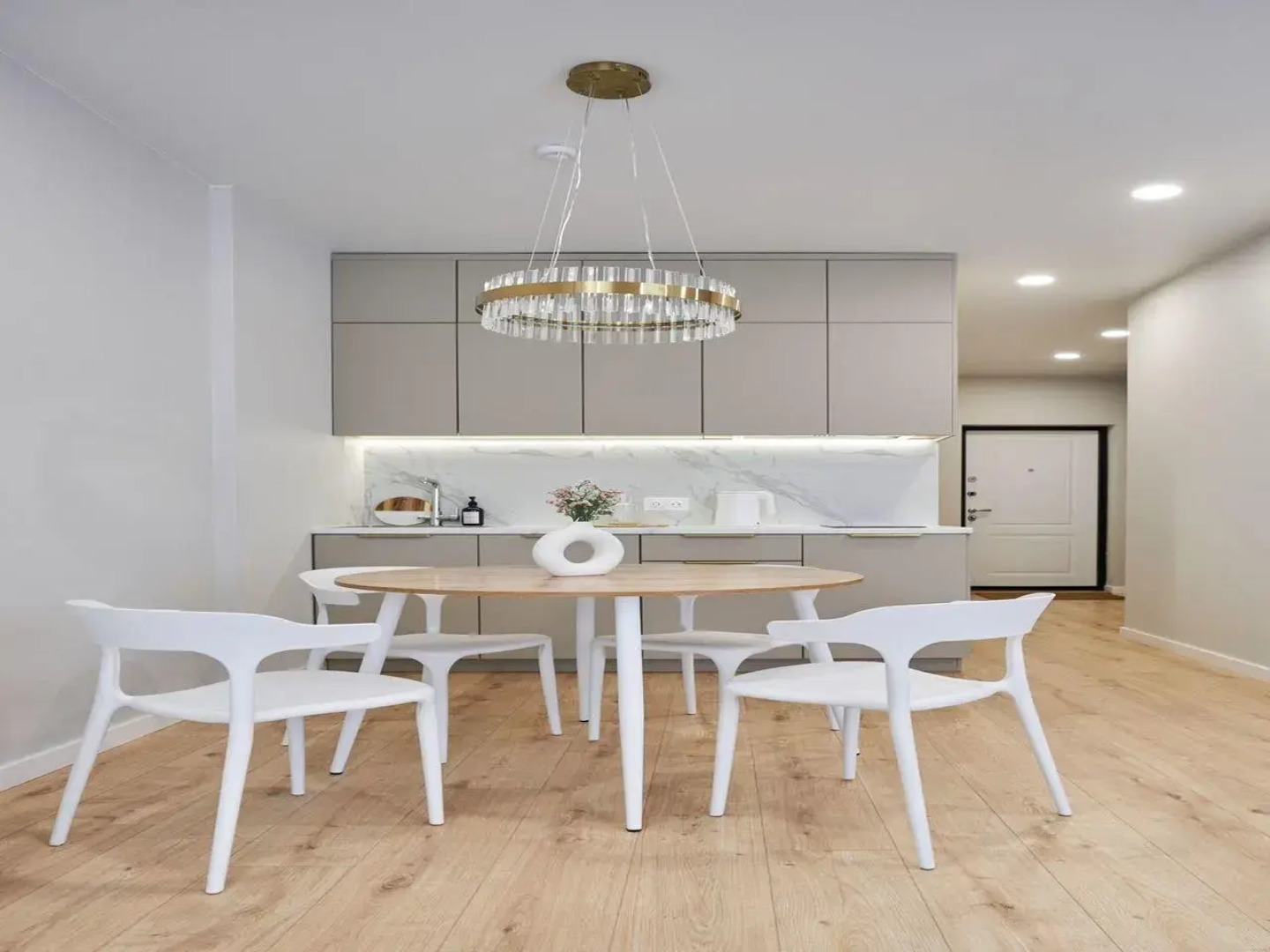 Апартаменты на улице Ларина 45с6-2