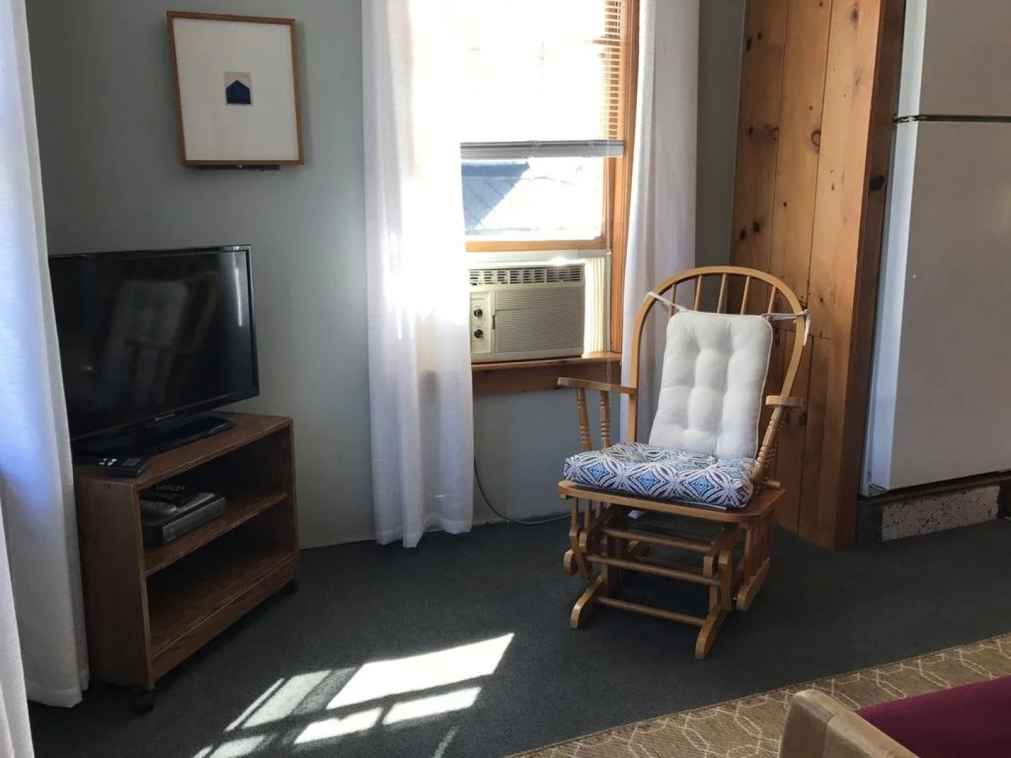 Lakeview House & Cottages