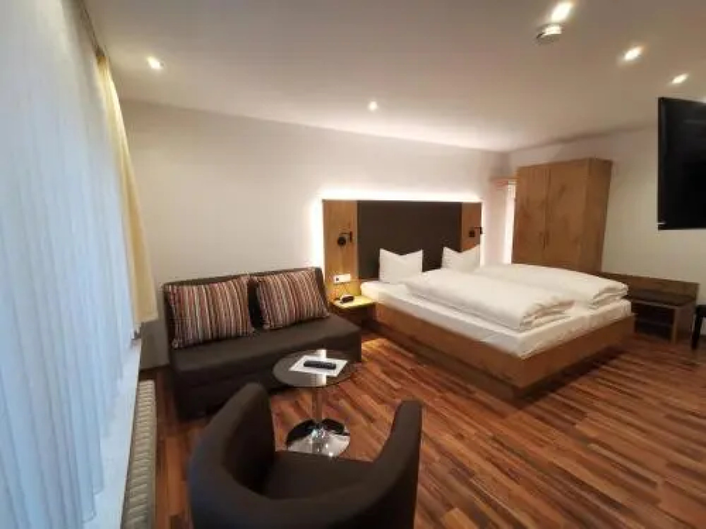 Landgasthof - Hotel Dorflinde