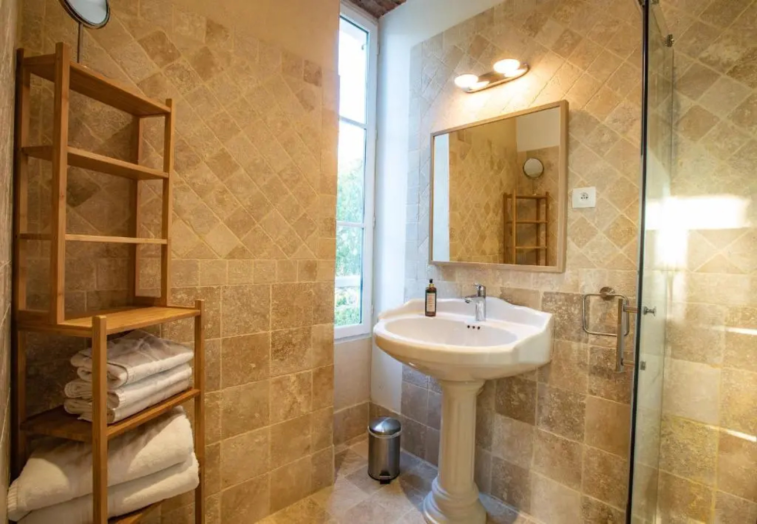 Le Castel Pierre - Maison privée 4 étoiles - 18 personnes