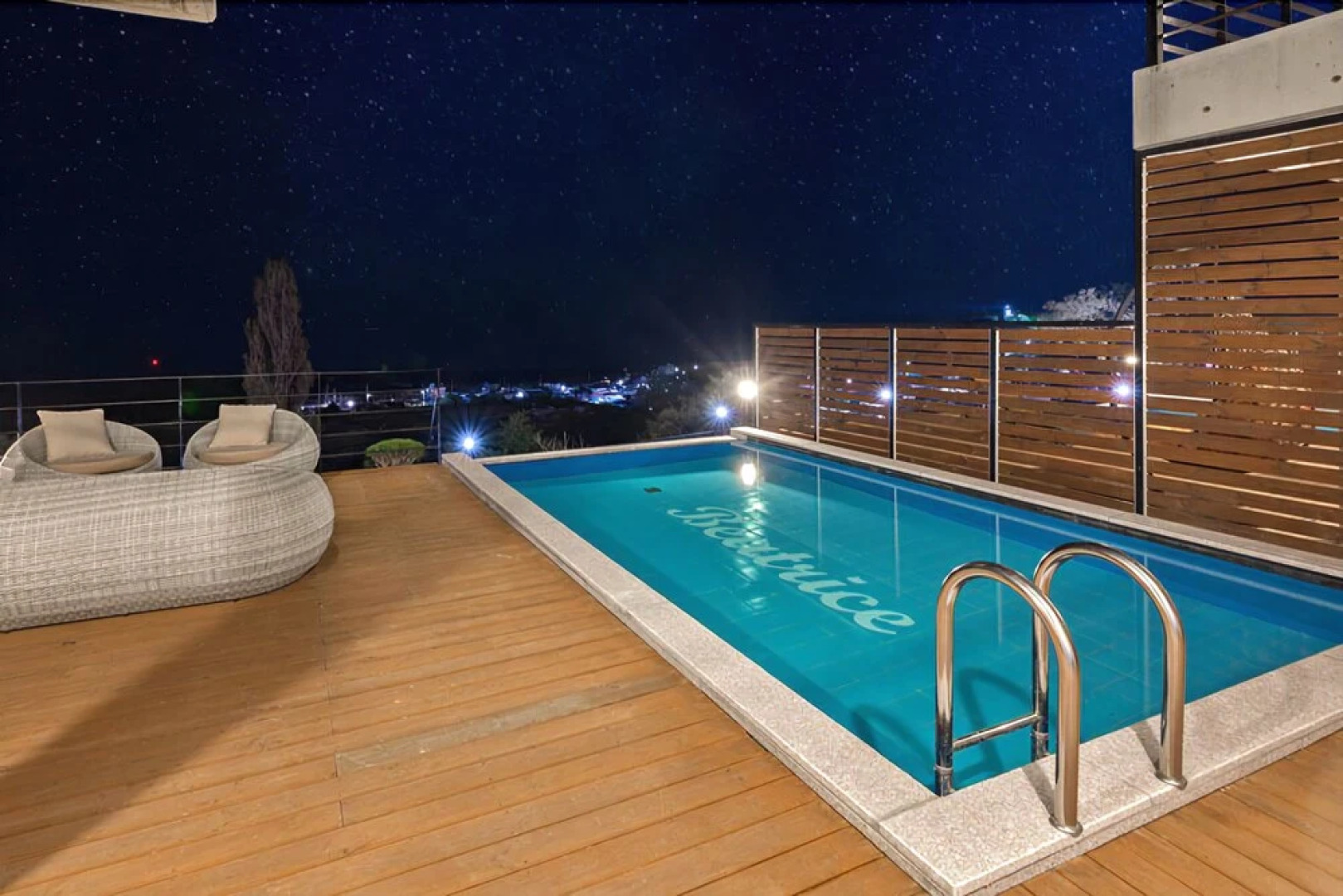 Uljin Beatrice Pool Villa