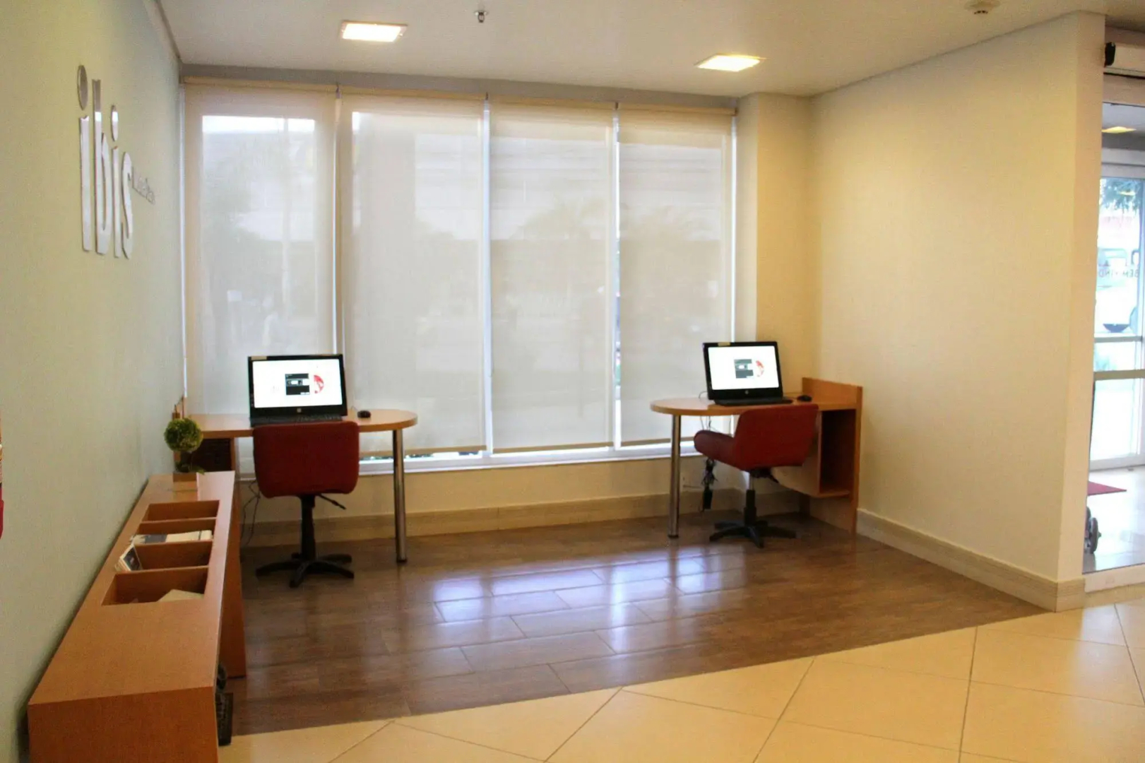 ibis Montes Claros Shopping