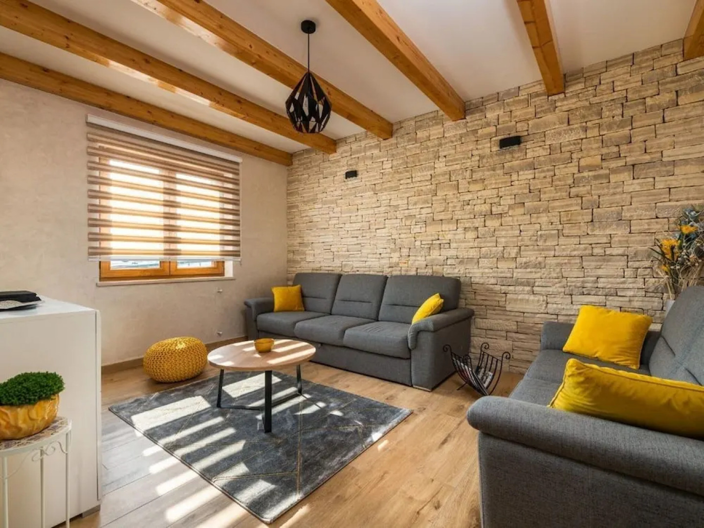 Villa with Sea Views, Hot Tub, & Roof Terrace