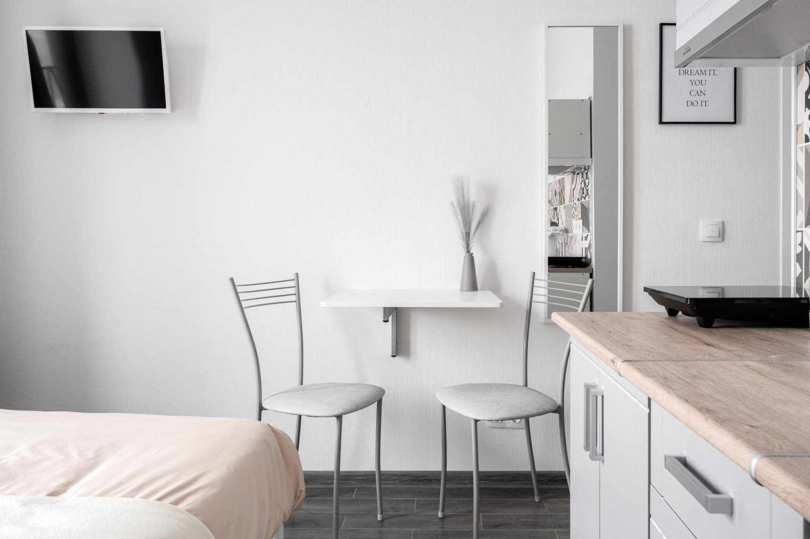 Apartments Private (Апартментс Прайвит) на улице Новодмитровская