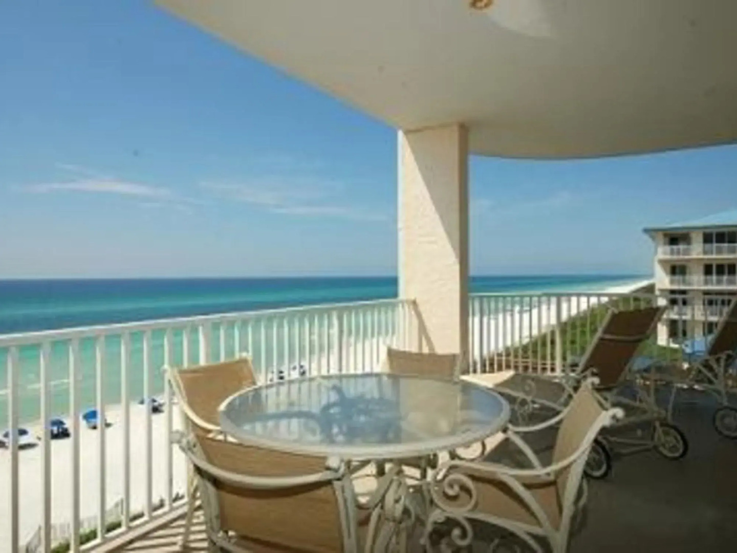 High Pointe 36E 627866 by RedAwning