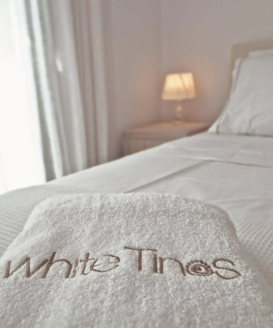 White Tinos Luxury Suites