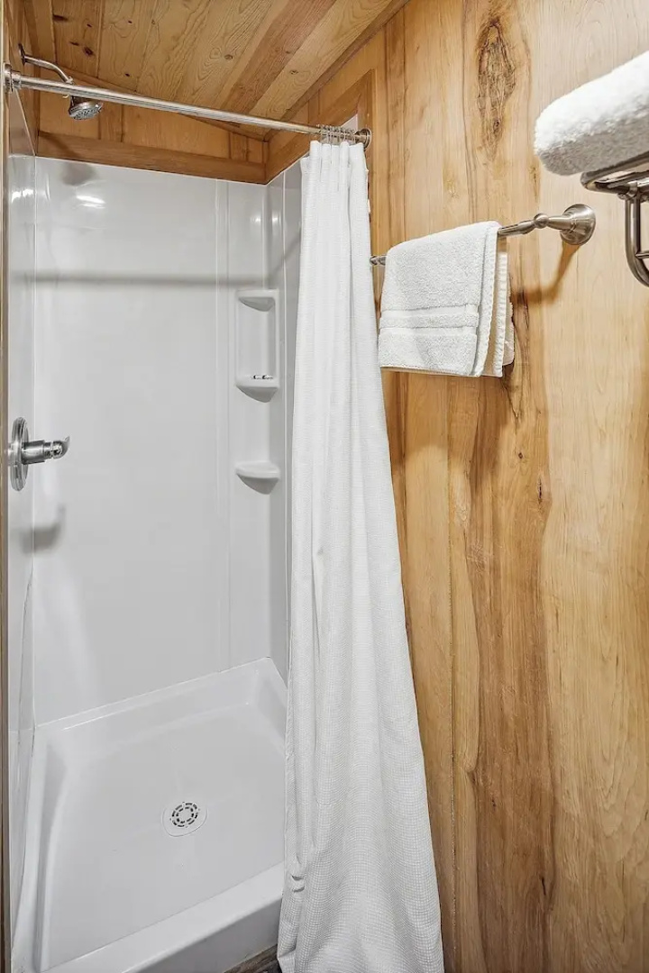 Denali Crow's Nest Cabins