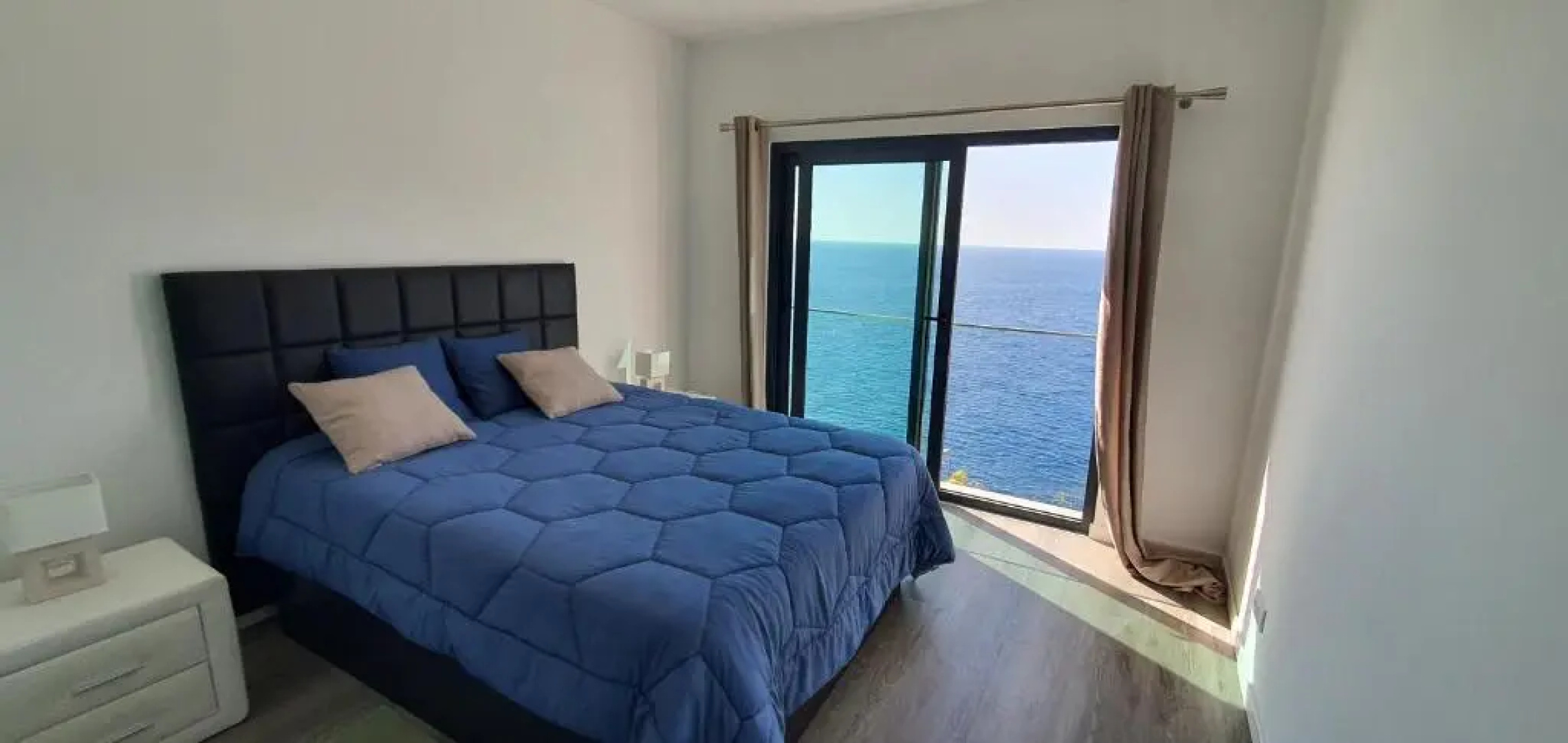 Apartamento T2-5m Aeroporto CR7