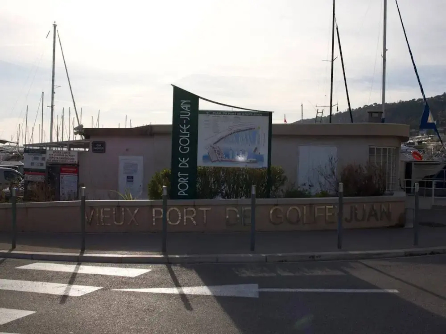 Sea View in Golfe-juan Near Cannes Beach
