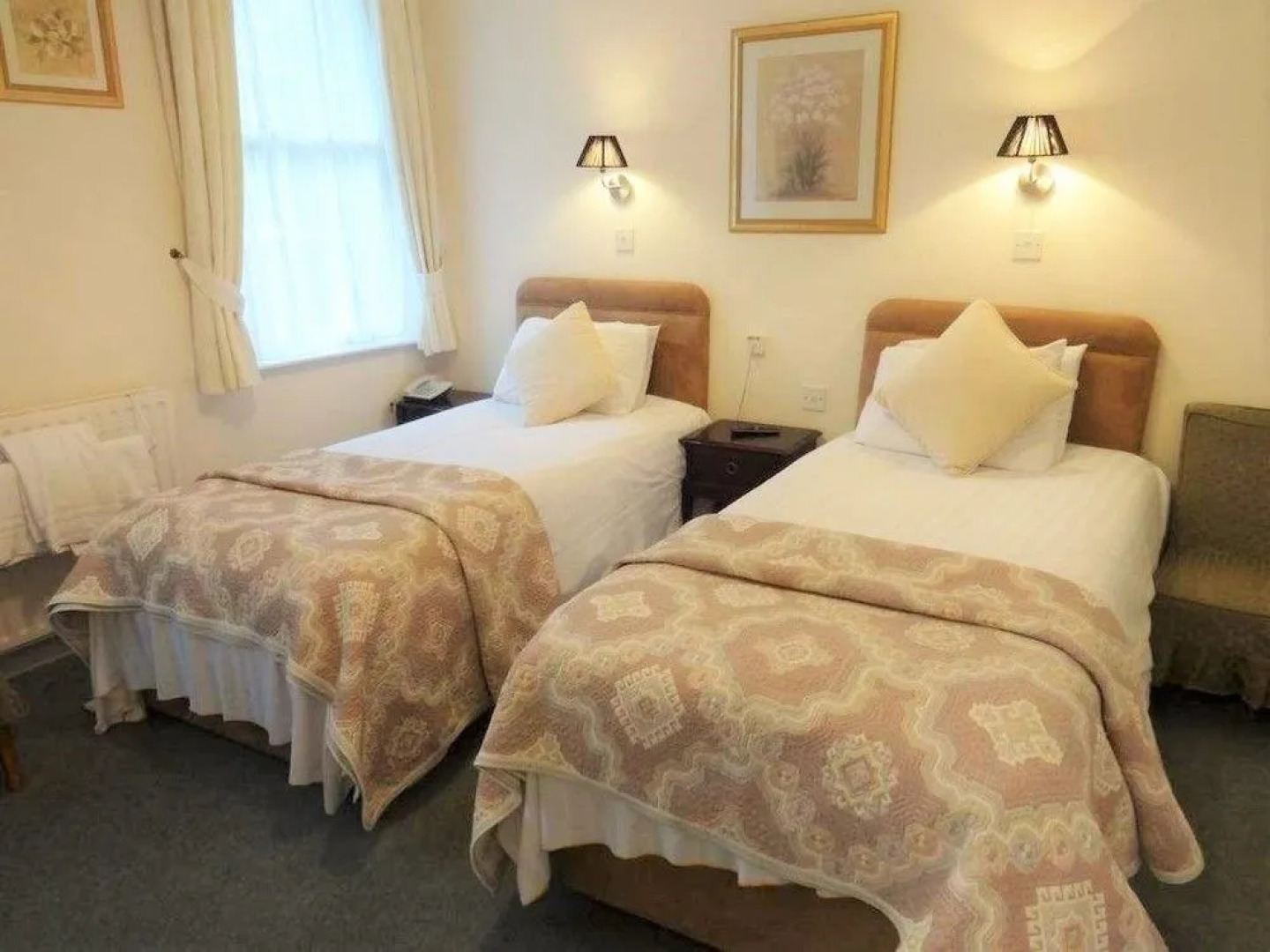 Holgate Hill Hotel