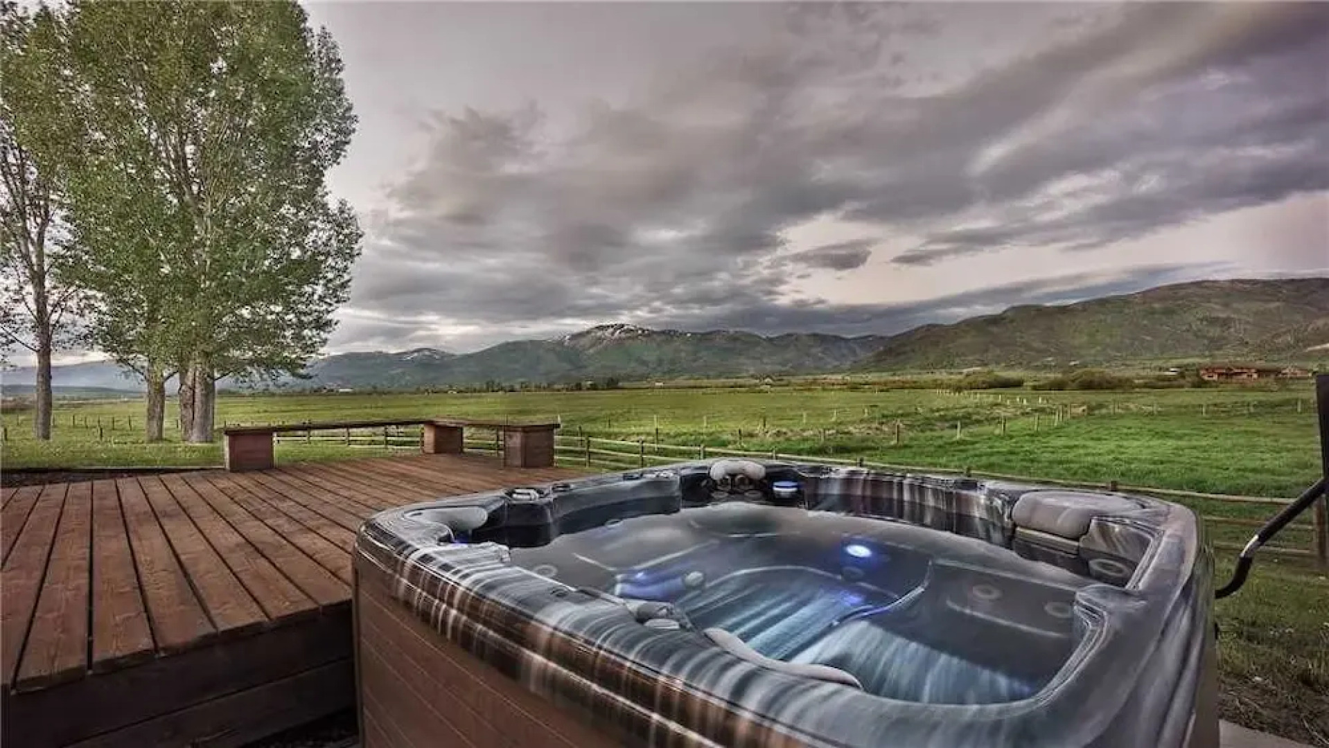 Iron Horse Ranch 4 BedroomHoliday home By Moving Mountains