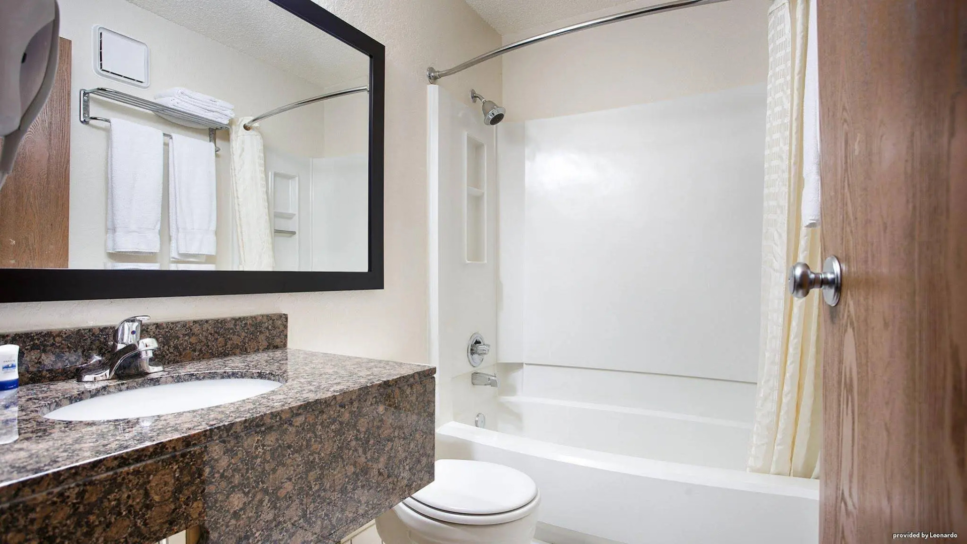 Spark by Hilton Eden Prairie