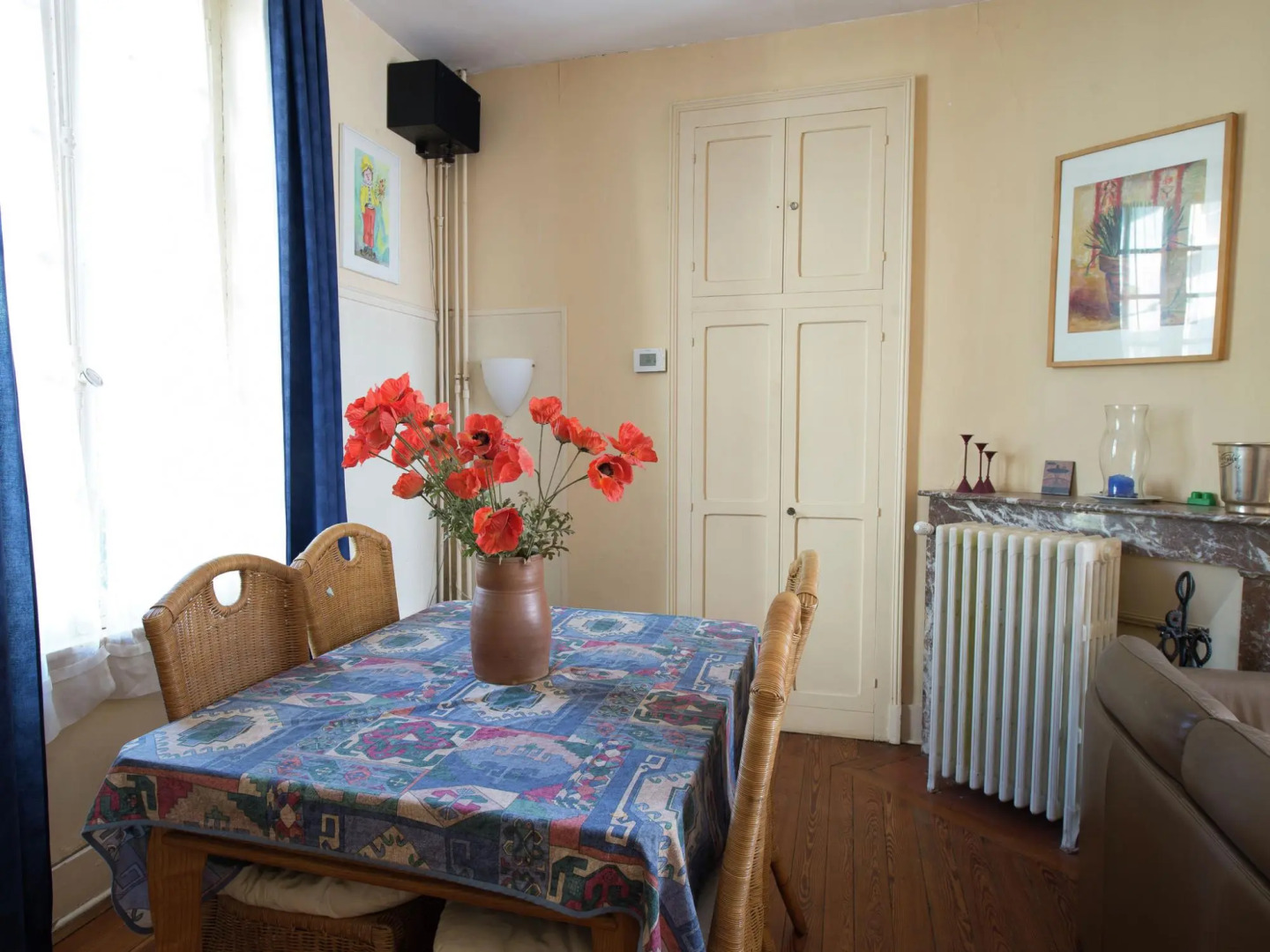 Modern Holiday Home in Saint-Honore-les-Bains with Terrace