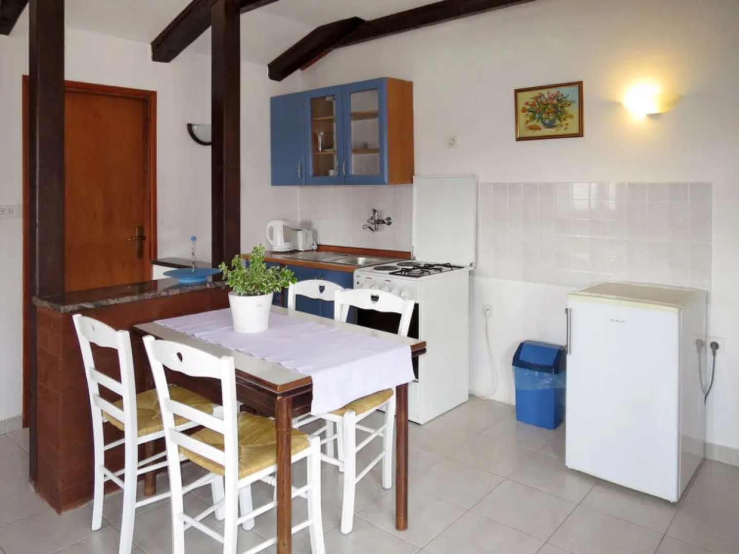 Apartment Lukeni Vinjerac 32818