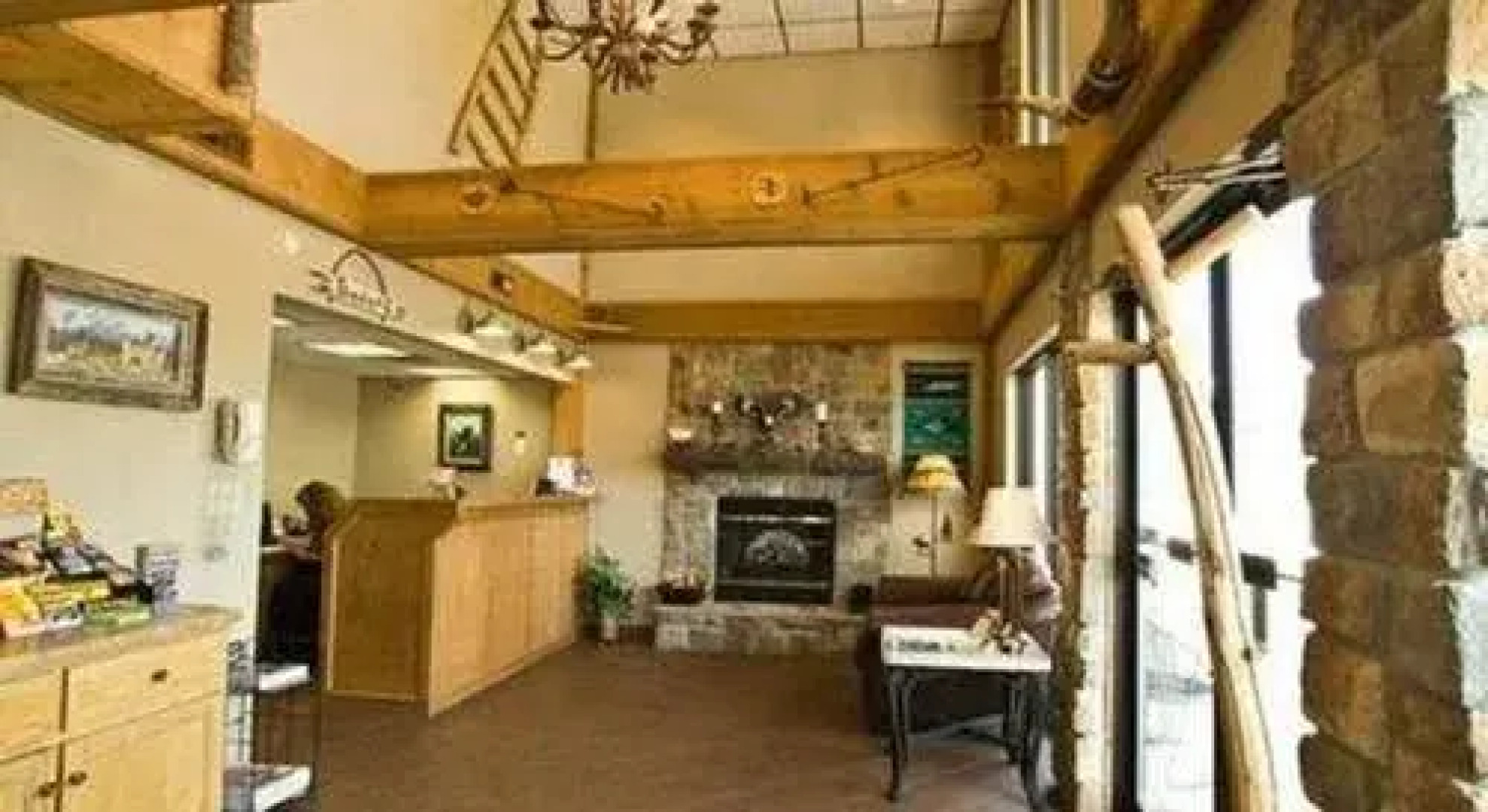 American Eagle Inn & Suites