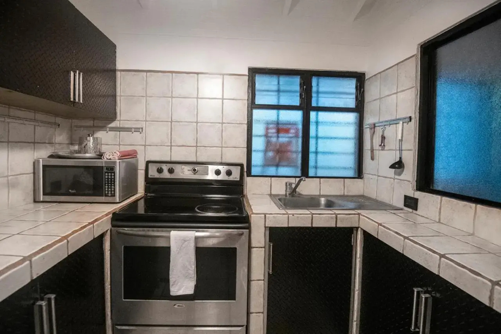 Villa Roca Boutique Resort & Suites   Adult Only