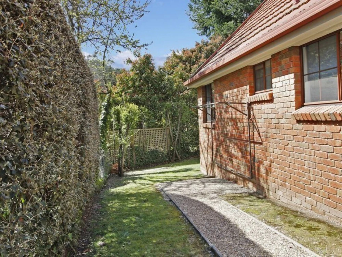 Cedar Cottage - Tudor Village