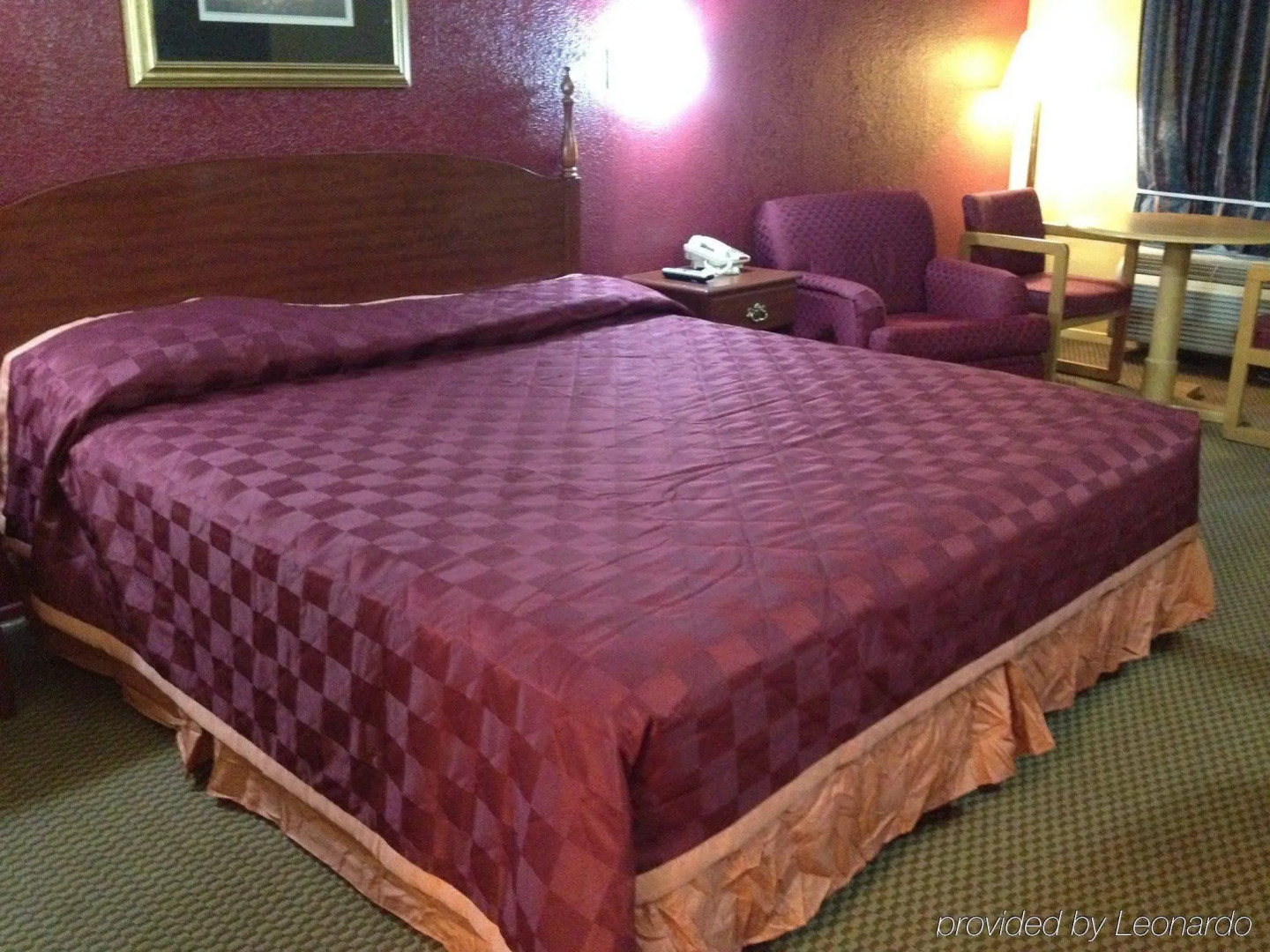 Economy Inn & Suites