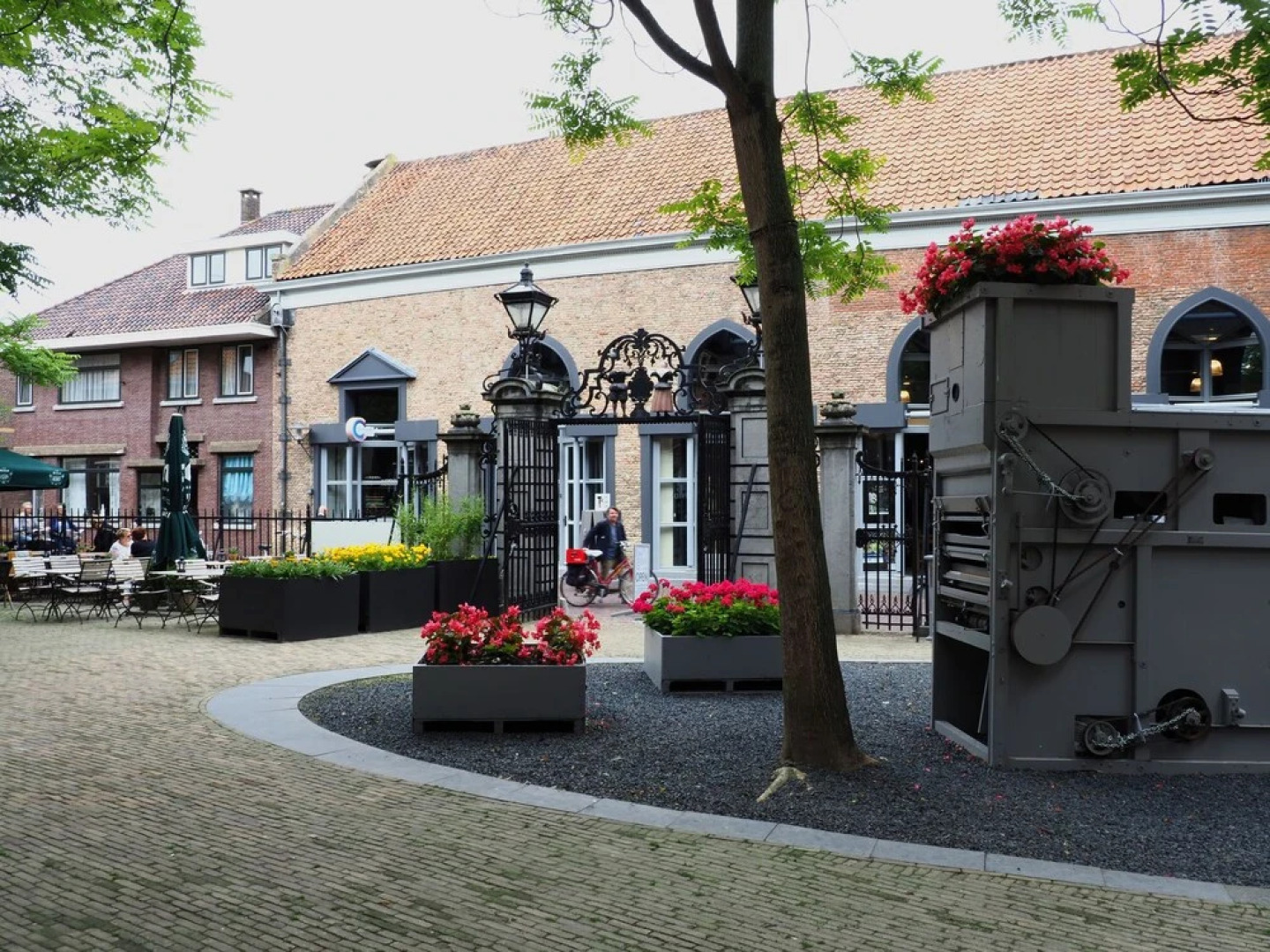 Luxurious Holiday Home in Enkhuizen With Parking