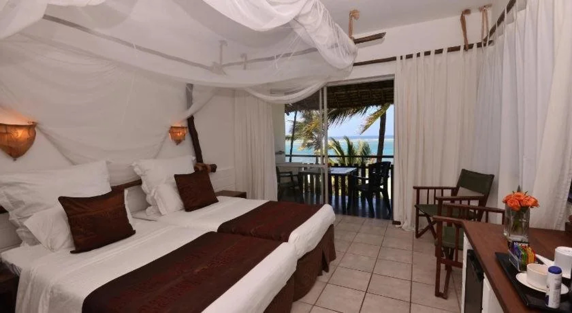 Bahari Dhow Beach Villas