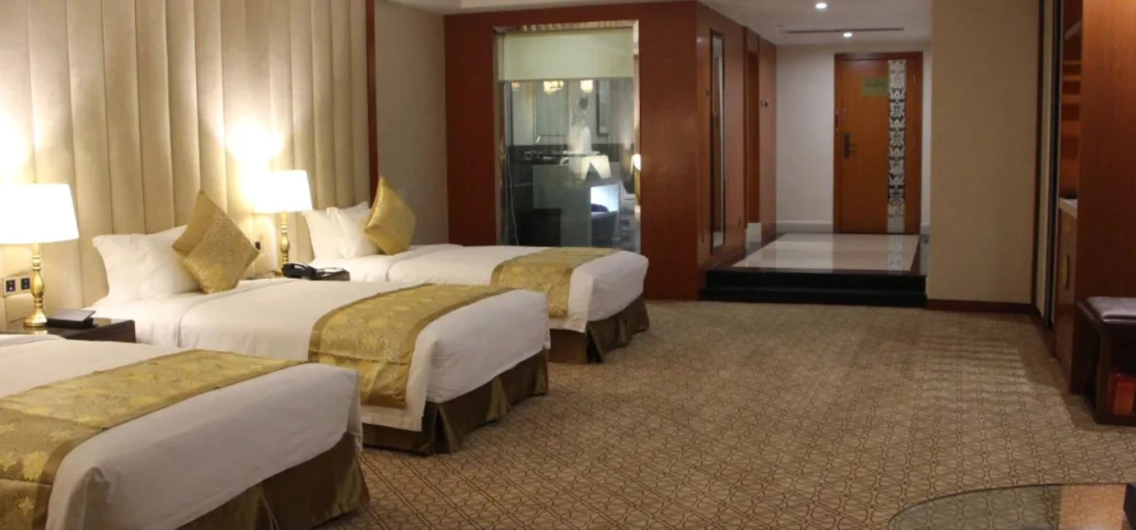 Zhongshan Yihe Grand Hotel