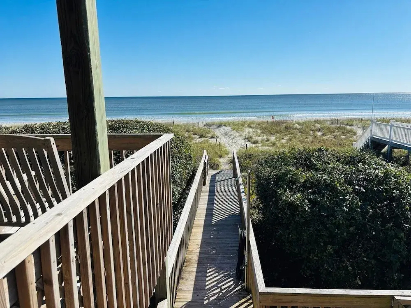 Summer Sandcastle 5 Bedroom Home by RedAwning