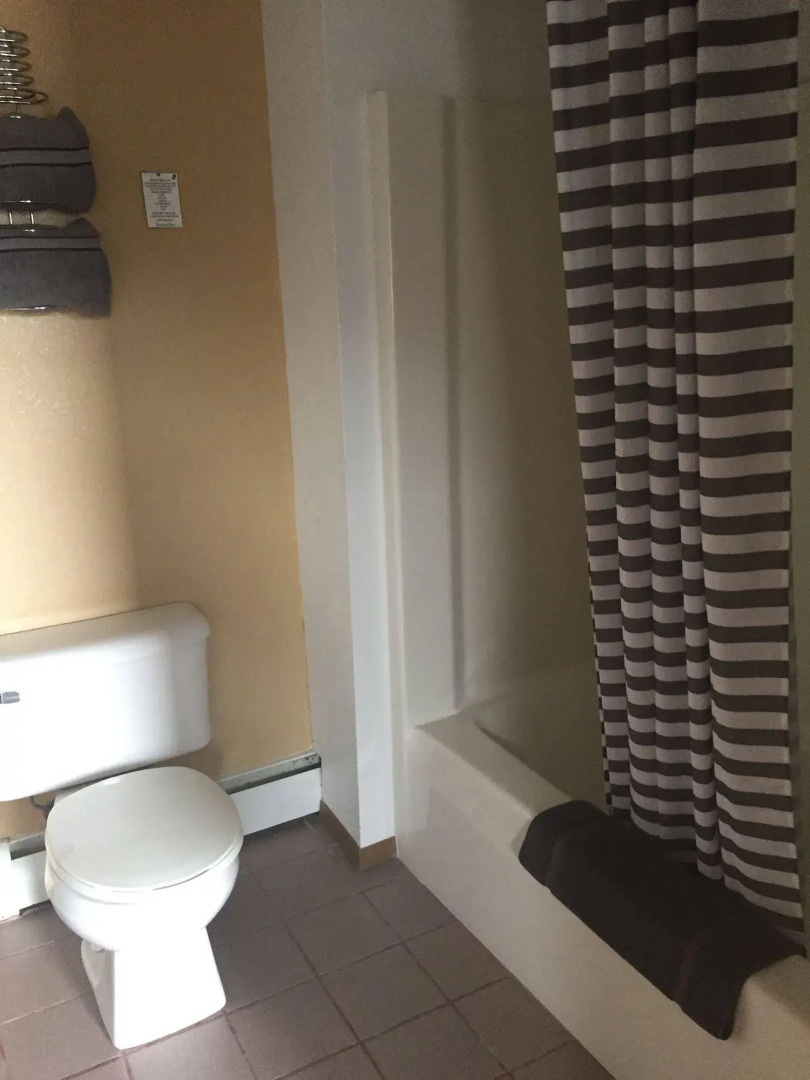 Adoba Hotel Naubinway