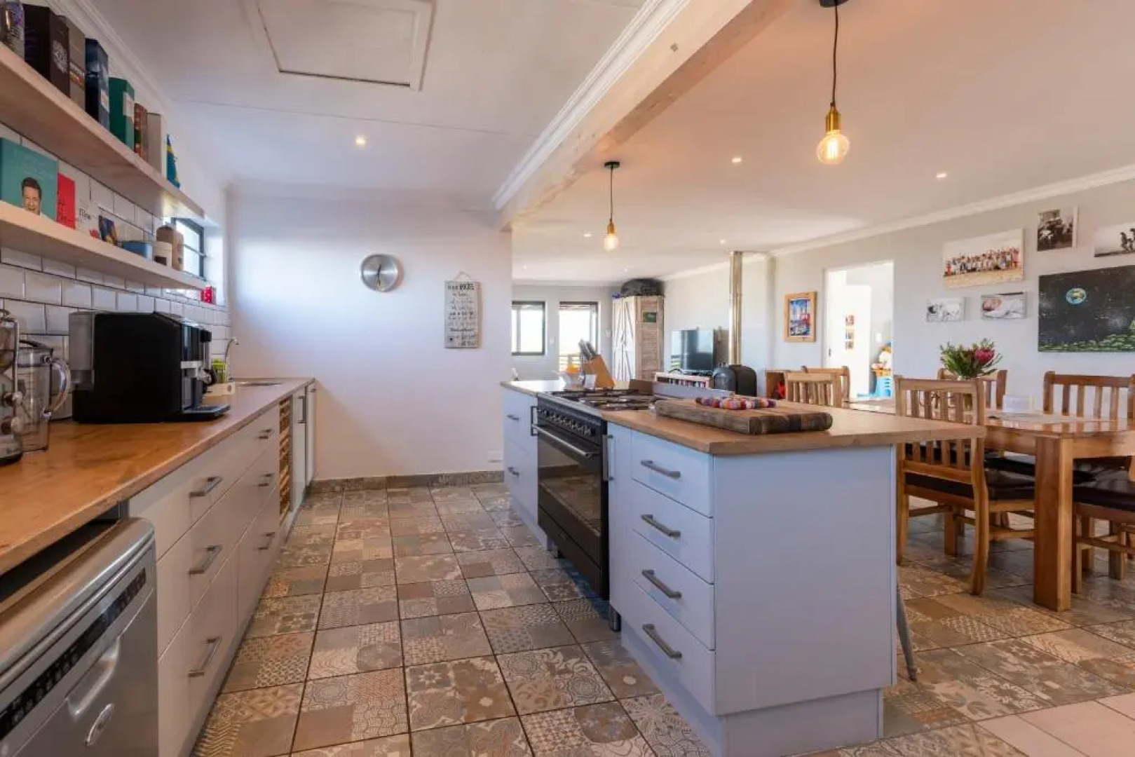 Afrovibe Beach Villa