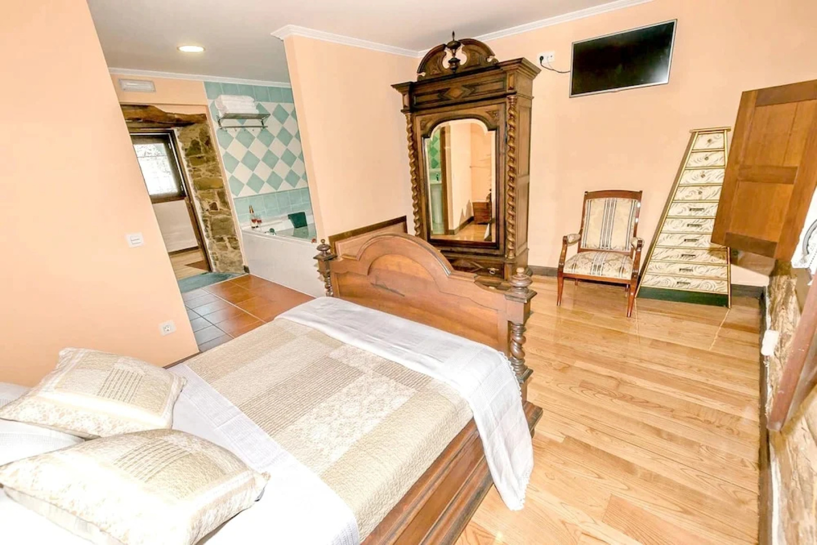 House With one Bedroom in San Juan de la Mata, With Wifi