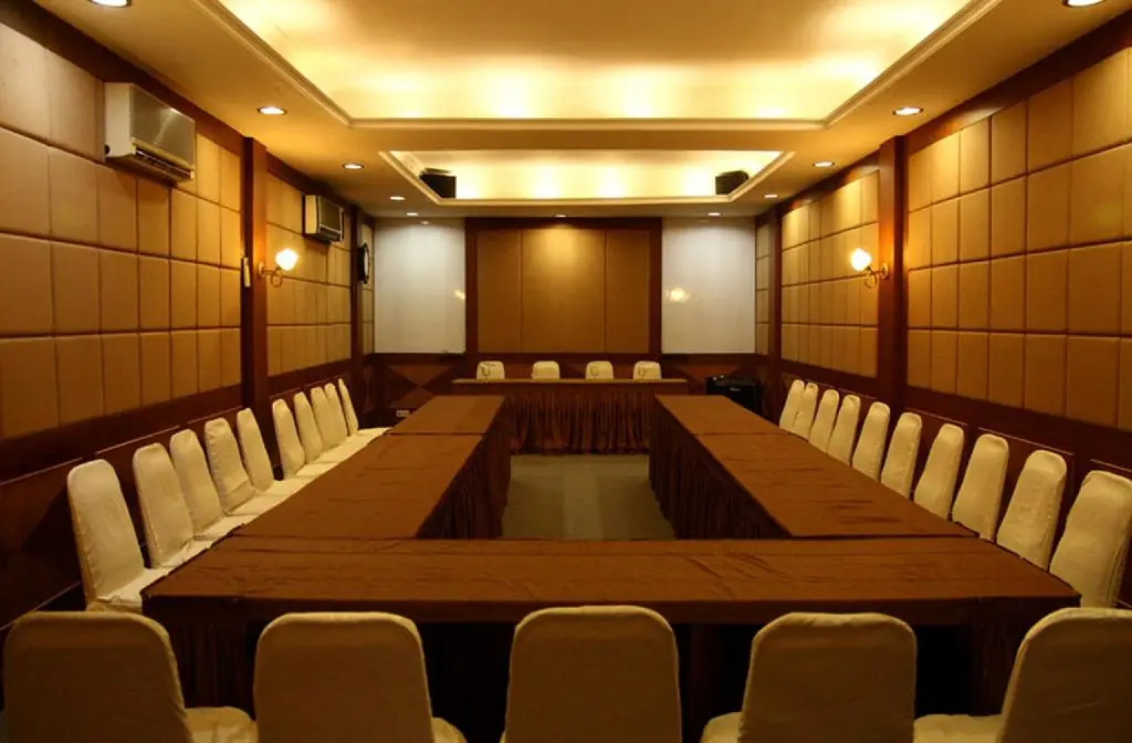 New Grand Park Hotel